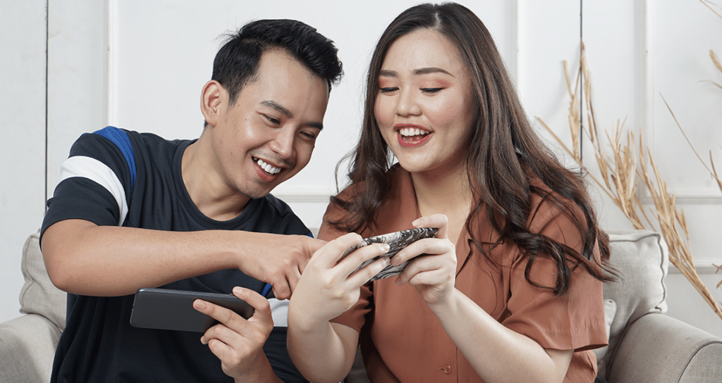 post purchase behavior - happy and loyal customers