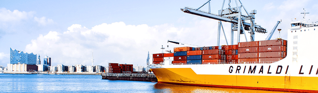 international shipping container ship